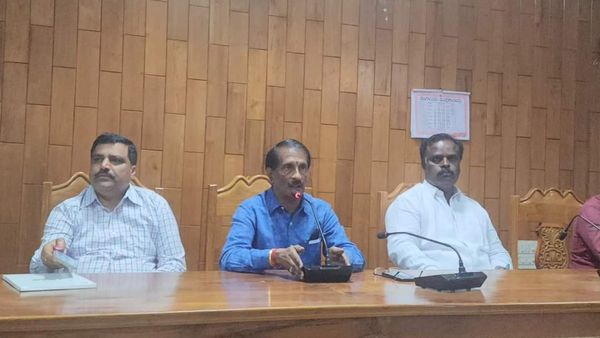 ಚಿಕ್ಕಮಗಳೂರು: ರಾಜ್ಯದಲ್ಲೇ ಮೊದಲ ಬಾರಿಗೆ ಪೌರ ಕಾರ್ಮಿಕರಿಗೆ ಆರೋಗ್ಯ ವಿಮೆ