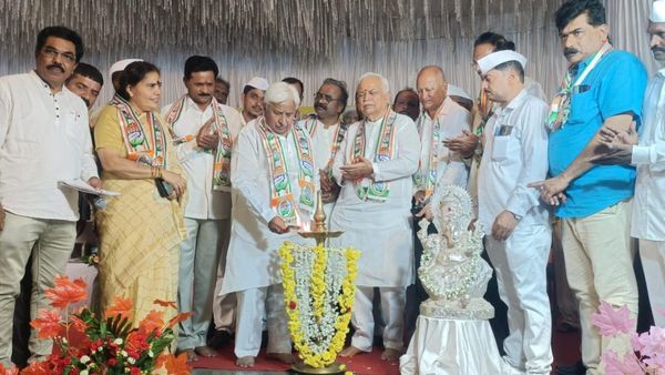 ಅಂಕೋಲಾದಲ್ಲಿ ಲೋಕಸಭಾ ಅಭ್ಯರ್ಥಿ ಆಯ್ಕೆ ಸಭೆ: ವೇದಿಕೆಯಲ್ಲೇ ಕಾಂಗ್ರೆಸ್‌ ಮುಖಂಡರ ಮಾತಿನ ಜಟಾಪಟಿ