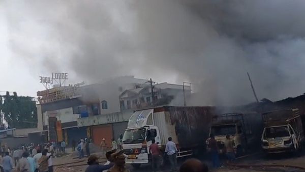 ಅತ್ತಿಬೆಲೆ ಪಟಾಕಿ ದುರಂತ: ತಪ್ಪಿತಸ್ಥರ ಮೇಲೆ ಕ್ರಮಕ್ಕೆ ಬೊಮ್ಮಾಯಿ ಆಗ್ರಹ