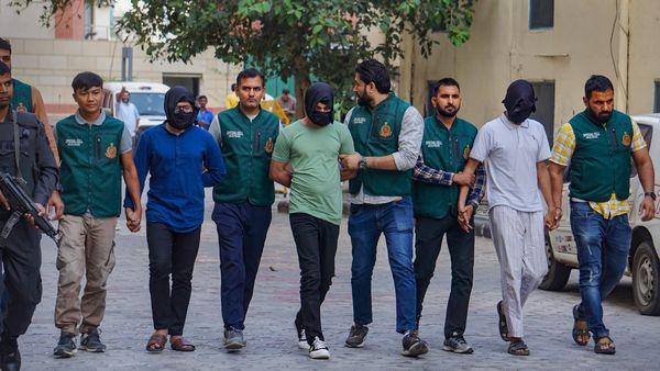 ಐಸಿಸ್‌ ಜೊತೆ ಸಂಪರ್ಕ: ಮೂವರು ಶಂಕಿತ ಉಗ್ರರ ಬಂಧನ