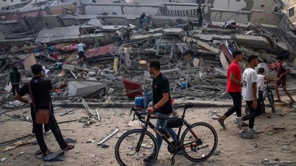 Israel Hamas War: ಲೆಬನಾನ್, ಸಿರಿಯಾದಿಂದಲೂ ಇಸ್ರೇಲ್‌ ಮೇಲೆ ಭೀಕರ ದಾಳಿ- ಅಸಹಾಯಕ ಸ್ಥಿತಿಯಲ್ಲಿ ಯಹೂದಿ ರಾಷ್ಟ್ರ