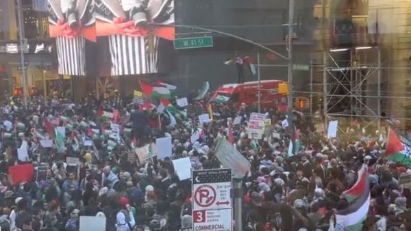 Israel-Hamas war: ಇಸ್ರೇಲ್‌ ವಿರುದ್ಧ ನ್ಯೂಯಾರ್ಕ್‌ನಲ್ಲಿ ಭುಗಿಲೆದ್ಧ ಪ್ರತಿಭಟನೆ- ಬೈಡನ್‌ಗೆ ಶುರವಾಯ್ತು ತಲೆನೋವು