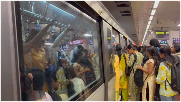 ನಮ್ಮ ಮೆಟ್ರೋದಲ್ಲಿ ಭಾರಿ ಜನ: ಮುಂಬೈ ಲೋಕಲ್ ಟ್ರೈನ್ ಜೊತೆ ಹೋಲಿಕೆ