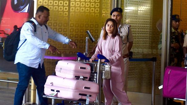 ಅಬ್ಬಾ ಬಚಾವ್.. ಇಸ್ರೇಲ್‌ ನೆಲದಿಂದ ನಟಿ ನುಶ್ರತ್‌ ಭಾರತಕ್ಕೆ ವಾಪಸ್!