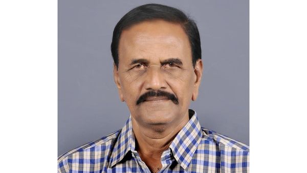 P. Thippeswamy: ರಂಗಭೂಮಿಯಲ್ಲಿ ಸುರ್ಧೀಘ ಸೇವೆ: ಚಳ್ಳೆಕೆರೆಯ ಪಿ. ತಿಪ್ಪೇಸ್ವಾಮಿಗೆ ರಾಜ್ಯೋತ್ಸವ ಪ್ರಶಸ್ತಿ