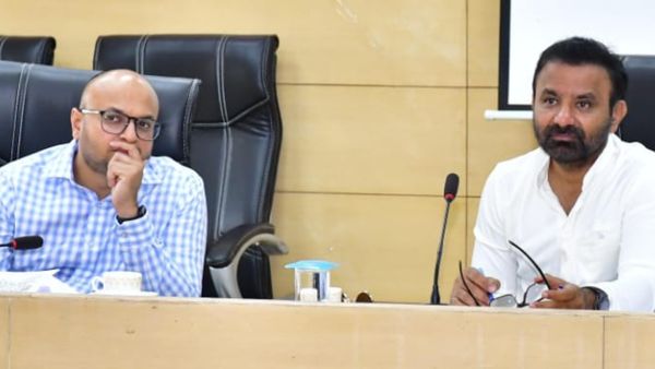 ಕಬ್ಬು ಬೆಳೆಗಾರರ ಅಹವಾಲು ಬಗೆಹರಿಸಲು ಸಚಿವರ ಸೂಚನೆ