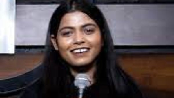 ವೇಶ್ಯಾವಾಟಿಕೆಯನ್ನು ಕೂಲ್ ಪ್ರೊಫೆಶನ್ ಎಂದ ಸ್ಟ್ಯಾಂಡಪ್‌ ಕಾಮಿಡಿಯನ್‌ ವಿದುಷಿ ಸ್ವರೂಪ್!