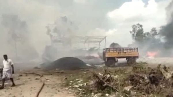 ತಮಿಳುನಾಡಲ್ಲಿ ಪಟಾಕಿ ಗೋದಾಮು ಸ್ಟೋಟ: ಬೆಂಕಿಯಲ್ಲಿ ಬೆಂದ 10 ಜೀವಗಳು