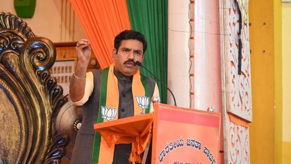 ದಕ್ಷಿಣ ಕನ್ನಡ ಲೋಕಸಭಾ ಕ್ಷೇತ್ರದ ಅಭ್ಯರ್ಥಿ ಬಗ್ಗೆ ಸುಳಿವು ಕೊಟ್ಟ ವಿಜಯೇಂದ್ರ; ಬಂಡಾಯಕ್ಕೆ ಬೀಳುತ್ತಾ ಬ್ರೇಕ್‌ ?