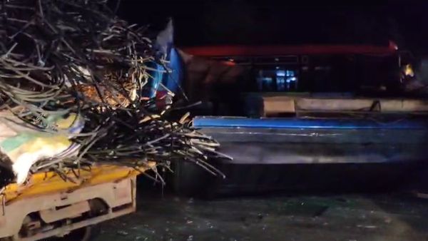 ಚಿಂತಾಮಣಿ: ಬಸ್‌ಗಳ ನಡುವೆ ಭೀಕರ ಅಪಘಾತ, ಓರ್ವ ಸಾವು, ಮೂವರ ಸ್ಥಿತಿ ಚಿಂತಾಜನಕ