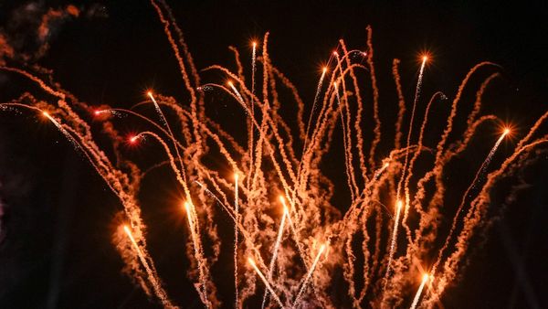 ದೀಪಾವಳಿ; ನಿಷೇಧಿತ ಪಟಾಕಿ ಸಂಗ್ರಹ ಮಾಡಿದರೆ ಗೋಡಾನ್ ಮುಟ್ಟುಗೋಲು