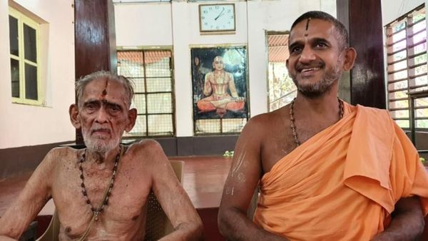 ಪೇಜಾವರ ಶ್ರೀಗಳಿಗೆ ಪಿತೃ ವಿಯೋಗ, ತುಳು ಲಿಪಿಯ ಪಂಚಾಂಗ ಕರ್ತೃ ನಿಧನ