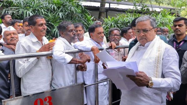 PSI Recruitment; ಮರು ಪರೀಕ್ಷೆ ದಿನಾಂಕ ಮುಂದೂಡಲು ಪ್ರತಿಭಟನೆ