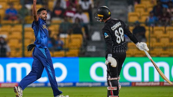 ಐಸಿಸಿ ವಿಶ್ವಕಪ್: ಬೆಂಗಳೂರಿನಲ್ಲಿ ಶ್ರೀಲಂಕಾಗೆ ಹೀನಾಯ ಸೋಲು, ಕಿವೀಸ್ ಸೆಮಿಫೈನಲ್ ಹಾದಿ ಕಥೆ ಏನು?