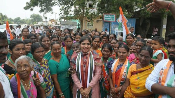 Telangana Opinion Poll: ಮಂಕಾದ ಬಿಜೆಪಿ, ಕೆಸಿಆರ್‌ಗೂ ಕಷ್ಟ, ತೆಲಂಗಾಣದ ಮೇಲೆ ಕರ್ನಾಟಕದ ಪ್ರಭಾವ- ಸಮೀಕ್ಷೆಯ ಅಂಕಿಅಂಶ