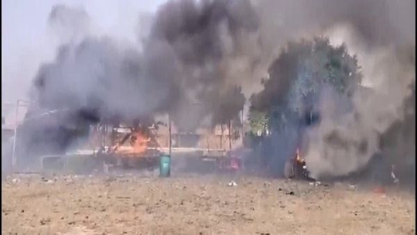 UP Fire Crackers Erupts: ಹಬ್ಬದ ಸಡಗರದಲ್ಲಿ ಯುಪಿಯಲ್ಲಿ ಪಟಾಕಿ ದುರಂತ, ಆಗಿದ್ದೇನು?