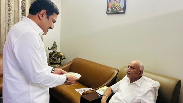 BY Vijayendra: ಲಿಂಗಾಯತ ವೋಟ್ ಬ್ಯಾಂಕ್ ಭದ್ರಪಡಿಸಲು ಬಿಜೆಪಿ ವರಿಷ್ಠರ ತಂತ್ರ? ಗೆದ್ದೇ ಬಿಟ್ಟರು ವಿಜಯೇಂದ್ರ!