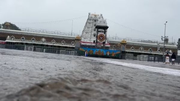 TTD Alert Devotees On Cyclone: ತಿರುಮಲಕ್ಕೆ ಹೋಗುವ ಶ್ರೀವಾರಿ ಭಕ್ತರಿಗೆ ಪ್ರಮುಖ ಸೂಚನೆ.. ಈ ಸ್ಥಳಗಳಿಗೆ ಹೋಗದಂತೆ ತಡೆ!