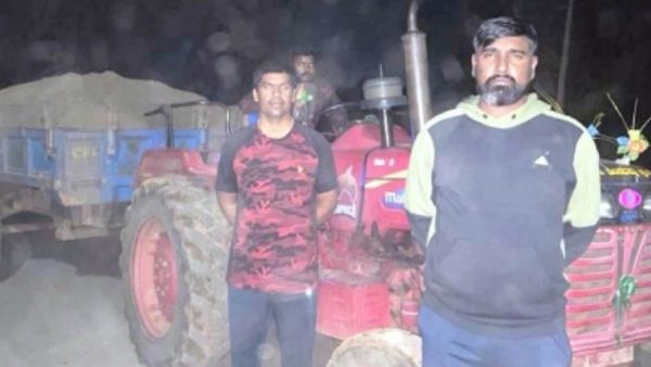 ಮರಳು ಅಡ್ಡೆಯ ಮೇಲೆ ತಹಸೀಲ್ದಾರ್ ದಾಳಿ, ಇಬ್ಬರ ಬಂಧನ