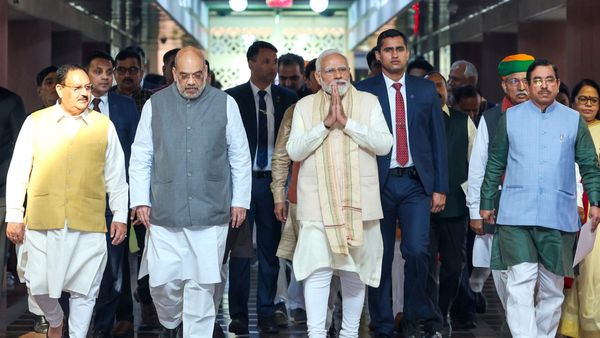 ಸಿಎಂ ಆಯ್ಕೆ ಕಗ್ಗಂಟು: 3 ರಾಜ್ಯಗಳಿಗೆ ವೀಕ್ಷರನ್ನು ನೇಮಿಸಿದ ಬಿಜೆಪಿ ಹೈಕಮಾಂಡ್‌