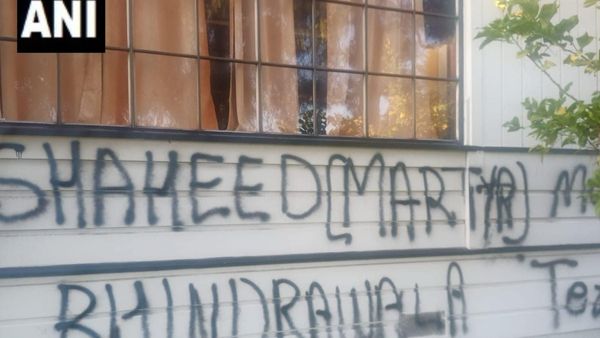 ಕ್ಯಾಲಿಫೋರ್ನಿಯಾದಲ್ಲಿ ಹಿಂದೂ ದೇವಾಲಯ ವಿರೂಪಗೊಳಿಸಿದ ದುಷ್ಕರ್ಮಿಗಳು