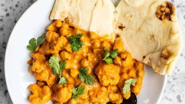 Cauliflower Masala Recipe: ವೈಕುಂಠ ಏಕಾದಶಿ 2023- ನಾನ್‌ವೆಜ್ ತಿನ್ನಲ್ಲ ಅನ್ನೋರಿಗೆ ಇಲ್ಲಿದೆ ಹೂಕೋಸು ಮಸಾಲಾ ರೆಸಿಪಿ...