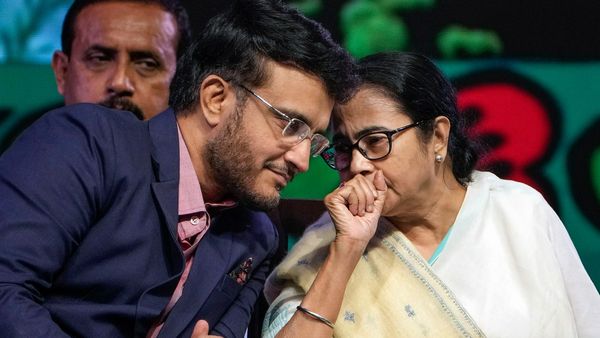 Sourav Ganguly: ಕ್ರಿಕೆಟ್ ಬಿಟ್ಟು ಫುಲ್ ಟೈಂ ರಾಜಕೀಯಕ್ಕೆ ಬರ್ತಾರಾ ಸೌರವ್ ಗಂಗೂಲಿ?