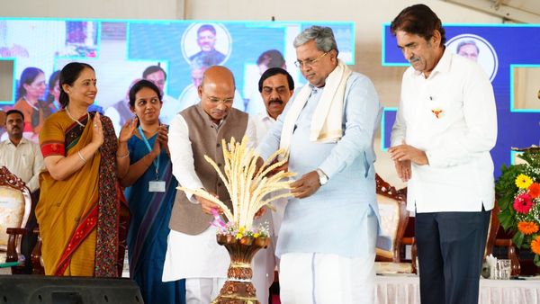 ಸ್ವಸಹಾಯ ಸಂಘಗಳಿಗೆ 1 ಕೋಟಿ ರೂಪಾಯಿ ನೆರವು: ಸಿಎಂ ಸಿದ್ದರಾಮಯ್ಯ