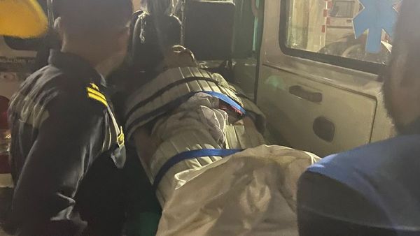 ಮಂಗಳೂರು: ಸಮುದ್ರ ಮಧ್ಯದಲ್ಲಿದ್ದ ಹಡಗಿನಲ್ಲಿ ಕುಸಿದು ಬಿದ್ದ ಸಿಬ್ಬಂದಿ, ಕೋಸ್ಟ್ ಗಾರ್ಡ್‌ನಿಂದ ರಕ್ಷಣೆ