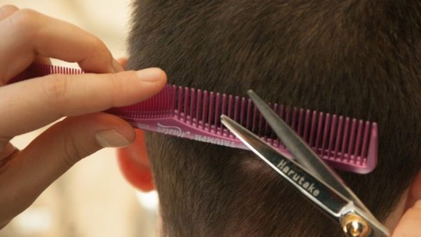 Haircut: ಕೂದಲು ಕತ್ತರಿಸಲು 20,000 ಖರ್ಚು ಮಾಡಿದ ವ್ಯಕ್ತಿ!