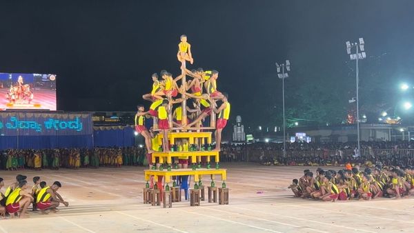 ಕಲ್ಲಡ್ಕ ಶ್ರೀರಾಮ ವಿದ್ಯಾಕೇಂದ್ರದಲ್ಲಿ ಹೊನಲು-ಬೆಳಕಿನ ಕ್ರೀಡೋತ್ಸವ: ಸರ್ವಕಲೆಗೂ ಸೈ ಎನಿಸಿಕೊಂಡ ವಿದ್ಯಾರ್ಥಿಗಳು