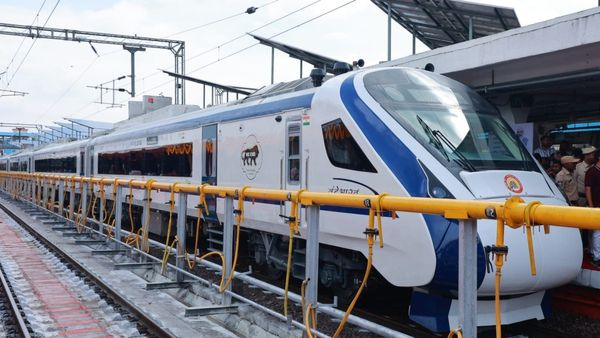 Vande Bharat Train; ಮಂಗಳೂರು-ಮಡಗಾಂವ್ ರೈಲಿನ ನಿಲುಗಡೆಗೆ ಬೇಡಿಕೆ 