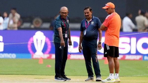 Rahul Dravid: ವಿಶ್ವಕಪ್ ಫೈನಲ್‌ನಲ್ಲಿ ಸೋಲಿಗೆ ಕಾರಣ ನೀಡಿದ ದ್ರಾವಿಡ್: ಬಿಸಿಸಿಐ ಸಭೆಯಲ್ಲಿ ಖಡಕ್ ಉತ್ತರ