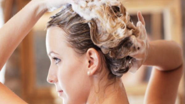 ಶಾಂಪೂ ಬಳಕೆದಾರರೇ ಎಚ್ಚರ..ಎಚ್ಚರ: ಎಣ್ಣೆ ಹಾಕಿದ್ರೆ ಮಾತ್ರ ಅಲ್ಲ ತಲೆಗೆ ಶಾಂಪೂ ಹಾಕಿದ್ರೂ ಲಿವರ್ ಡ್ಯಾಮೇಜ್