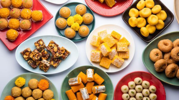 ಖಾಲಿ ಹೊಟ್ಟೆಯಲ್ಲಿ ಸಿಹಿ ತಿಂದರೆ ಏನಾಗುತ್ತೆ ಗೊತ್ತಾ? ಇದನ್ನು ಓದಿ...