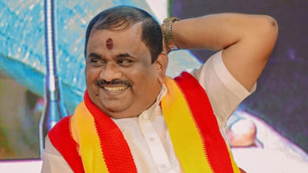 ಕನ್ನಡ ನಾಮಫಲಕ‌ ಆಂದೋಲನ ಜಿಲ್ಲೆಗಳಿಗೆ ವಿಸ್ತರಣೆ; ನಾರಾಯಣ ಗೌಡ