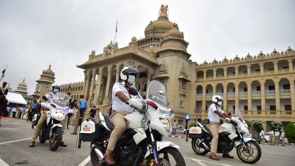 ವಾಹನ ಸವಾರರೇ ಈ ಸುದ್ದಿಯನ್ನು ನೀವು ತಪ್ಪದೆ ಓದಿ, ಇಲ್ಲ ಅಂದ್ರೆ ಕೆಲಸ ಕಳೆದುಕೊಳ್ಳಬಹುದು ಹುಷಾರ್!