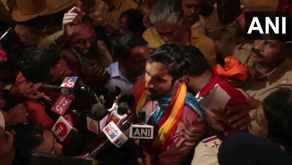 Arun Yogiraj: ಅಯೋಧ್ಯೆ ಬಾಲರಾಮನ ಶಿಲ್ಪಿಗೆ ಅದ್ಧೂರಿ ಸ್ವಾಗತ: ದೇವರಿಗೆ ಋಣಿ ಎಂದ ಅರುಣ್ ಯೋಗಿರಾಜ್