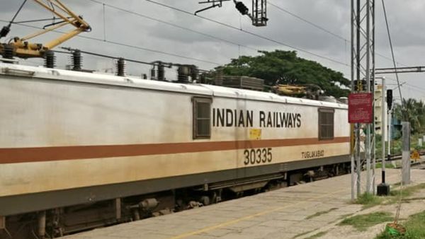 ವಿರೋಧವಿದ್ದರೂ ಬೆಂಗಳೂರು-ಮಂಗಳೂರು ರೈಲು ಕೊಯಿಕ್ಕೋಡ್‌ಗೆ ವಿಸ್ತರಣೆ 