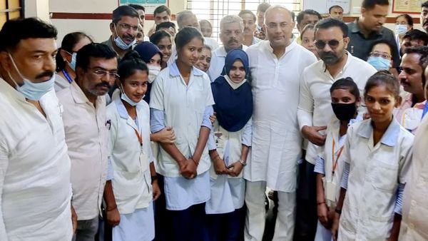 Dharwad: ಜಿಲ್ಲಾಸ್ಪತ್ರೆ ಸುಧಾರಣೆ, ನೇಮಕಾತಿ, ಅನುದಾನ ಬಗ್ಗೆ ಸಿಹಿಸುದ್ದಿ ಕೊಟ್ಟ ಆರೋಗ್ಯ ಸಚಿವ