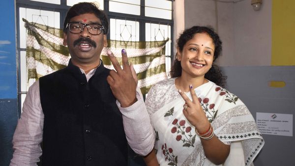 Hemant Soren: ಜಾರ್ಖಂಡ್ ಸಿಎಂ ಹೇಮಂತ್ ಸೊರೆನ್ ಬಂಧಿಸಿದರೆ ಪತ್ನಿ ಕಲ್ಪನಾಗೆ ಸಿಎಂ ಪಟ್ಟ: ವರದಿ