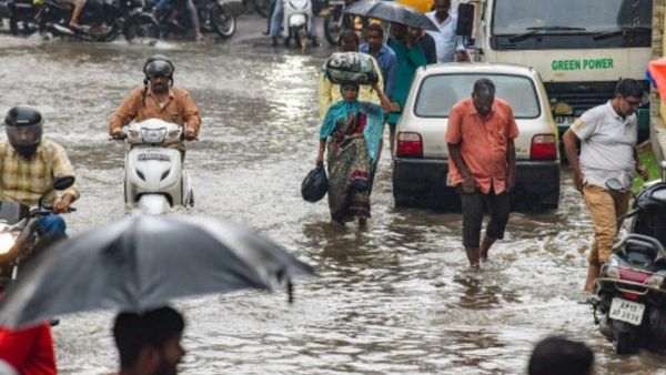 India weather: ದಟ್ಟ ಮಂಜಿನ ನಡುವೆಯೂ ದಕ್ಷಿಣ ಭಾರತದ ಈ ಭಾಗಗಳಲ್ಲಿ ಗುಡುಗು, ಮಿಂಚು ಸಹಿತ ಭಾರೀ ಮಳೆ ಮುನ್ಸೂಚನೆ