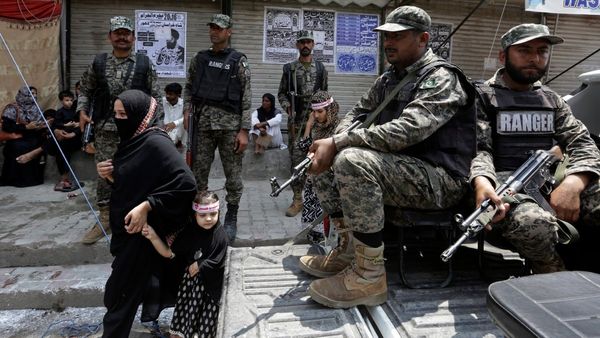 ಕಿರಿಕ್ ತೆಗೆದ ಪಾಕಿಸ್ತಾನಕ್ಕೆ ಸರಿಯಾಗೇ ಗುದ್ದು ಕೊಟ್ಟ ಭಾರತ!