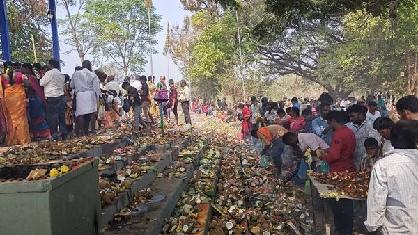 ಕನ್ನಡಿಗರು ಹಾಗೂ ತಮಿಳಿಗರ ಜಾತ್ರೆ ಸಂಭ್ರಮ, ಈ ಬಾರಿ ಪ್ರಾಣಿ ಬಲಿ ಬದಲು ಪೊಂಗಲ್ ಪೂಜೆ-ಎಲ್ಲಿ ಗೊತ್ತಾ?