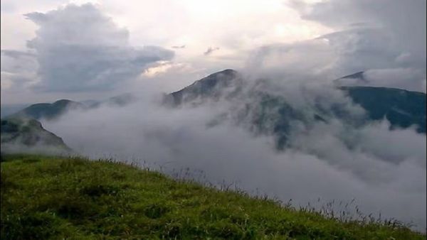 Weekend Travel: ಚಾರಣ ಹೊರಡುತ್ತೀರಾ..? ಮಿಸ್‌ ಮಾಡದೇ ಕೊಡಗಿನ ನಿಶಾನೆ ಮೊಟ್ಟೆಗೆ ಭೇಟಿ ನೀಡಿ