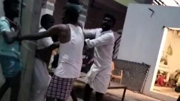 'ನಾನೇನು ಮಾಡಿಲ್ಲ ಸರ್ ಎಳ್ಕೊಂಡು ಹೋಗಿ ಹೊಡೆದ್ರು....' ಸಿಂಧನೂರಿನಲ್ಲಿ ವ್ಯಕ್ತಿಗೆ ಥಳಿತ, ಓರ್ವ ಅರೆಸ್ಟ್!