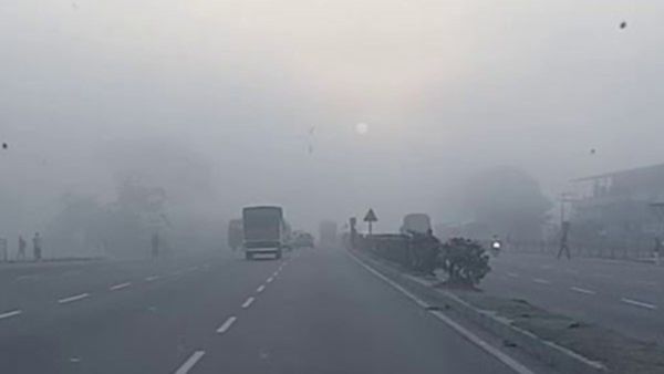 Karnataka weather: ವಿಪರೀತ ಚಳಿ ನಡುವೆಯೂ ರಾಜ್ಯದ ಈ 5 ಜಿಲ್ಲೆಗಳಿಗೆ ಮಳೆ ಮುನ್ಸೂಚನೆ