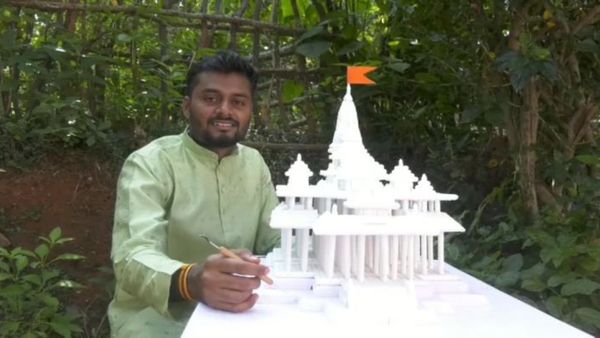 ಹೊನ್ನಾವರದ ಕಲಾವಿದನ ಕೈಚಳಕ: 1,200 ಚಾಕಪೀಸ್‌ನಲ್ಲಿ ಅರಳಿದ ರಾಮ ಮಂದಿರ