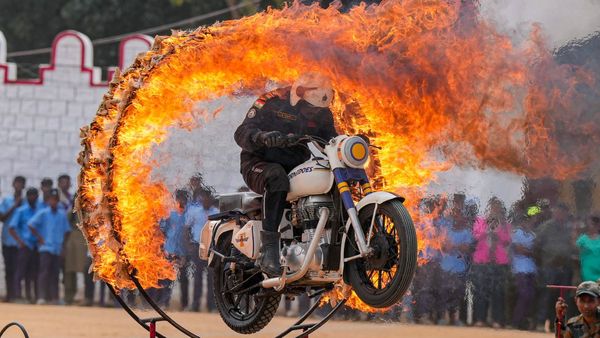 ಗಣರಾಜ್ಯೋತ್ಸವ ಸಂಭ್ರಮಕ್ಕೆ ಕನ್ನಡಿಗರ ರಾಜಧಾನಿ ಬೆಂಗಳೂರು...