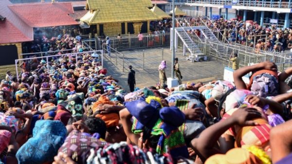 Sabarimala: ಗಂಟೆಗಟ್ಟಲೆ ಕಾದರೂ ಸಿಗುತ್ತಿಲ್ಲ ಅಯ್ಯಪ್ಪನ ದರ್ಶನ: ಭಕ್ತನ ಮೇಲೆ ಪೋಲಿಸ್ ಹಲ್ಲೆ!